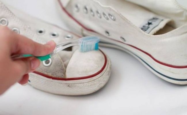 3 MODURI DE A IMPROSPATA ADIDAȘI ȘI TENIȘI