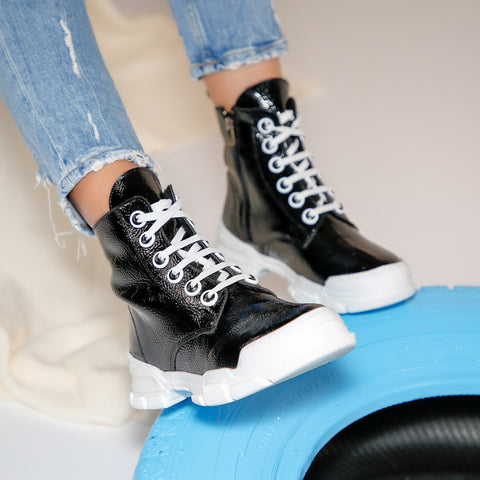 Ghete dama Steffy - Black/White » MoXo Romania